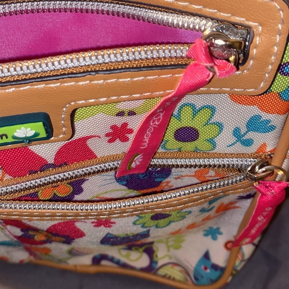 Lily Bloom cat and yarn with floral crossbody purse - Picture 5 of 5